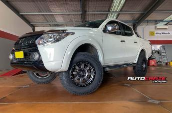 MITSUBISHI TRITON TROPHY MATTE ANTHRACITE WITH BLACK RING